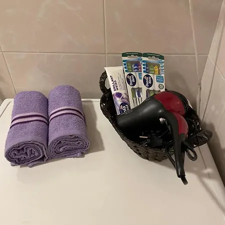 Journey Gazde/Camere de închiriat *